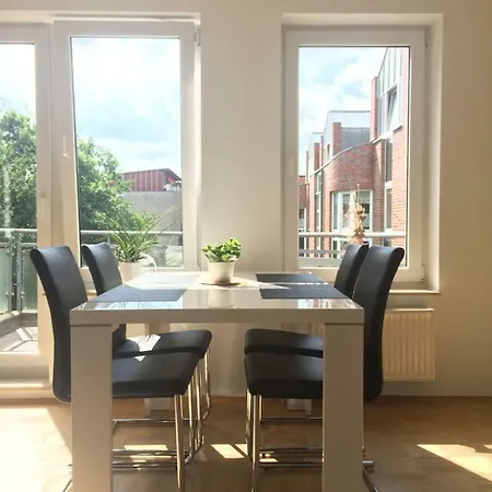 Privates Apartment/wohnung Geeignet Fur Messe Und Freizeit In Rum i privatbostad *
